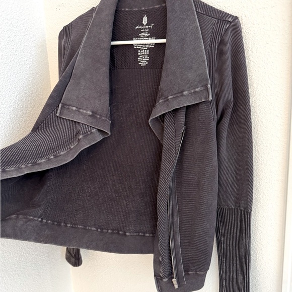 EUC Free People Movement Mercury Moto Jacket in Washed Black - Picture 10 of 13